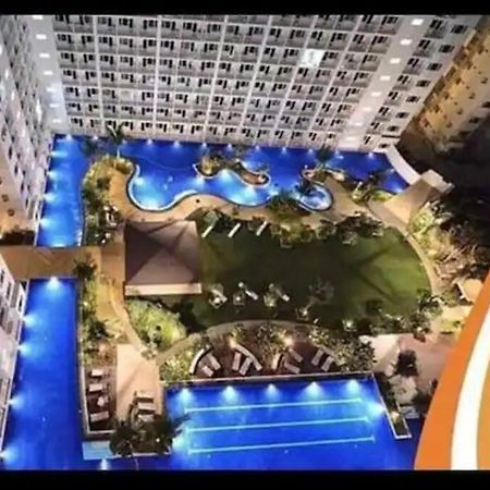 Simple And Affordable Staycation Manila Bagian luar foto
