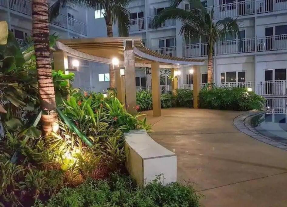 Simple And Affordable Staycation Manila Bagian luar foto